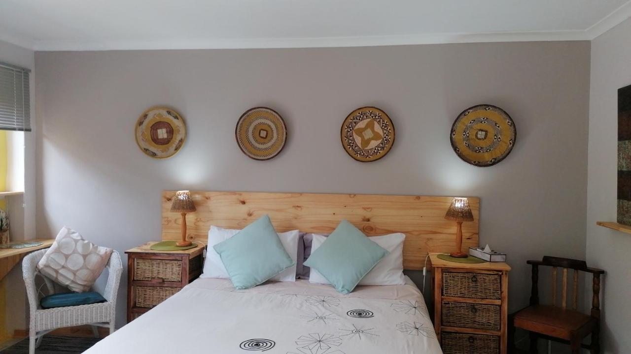 A1 Kynaston Self Catering Or Bed And Breakfast Джефрис Бей Екстериор снимка