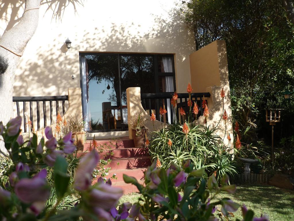 A1 Kynaston Self Catering Or Bed And Breakfast Джефрис Бей Екстериор снимка