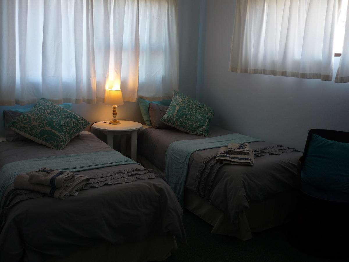 A1 Kynaston Self Catering Or Bed And Breakfast Джефрис Бей Екстериор снимка